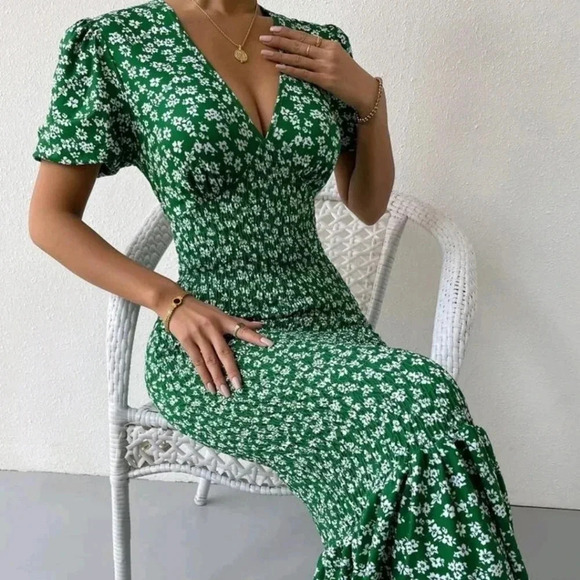 Floral Print Ruffle Hem Shirred Dress - Picture 1 of 4